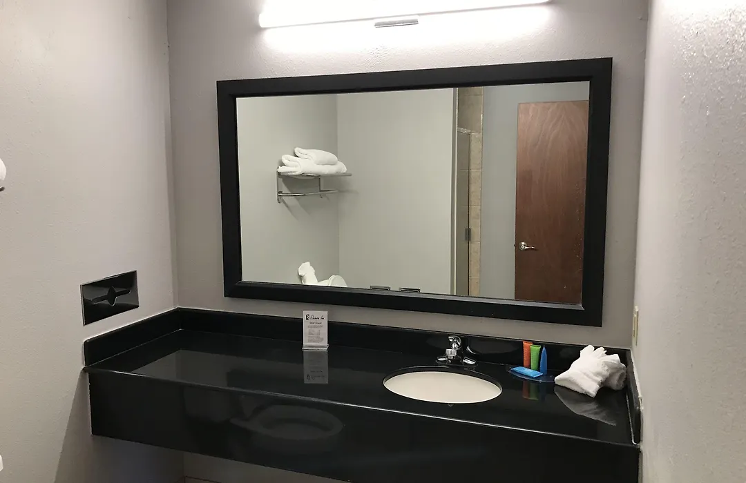 Days Inn By Wyndham Foley - North Gulf Shores-1