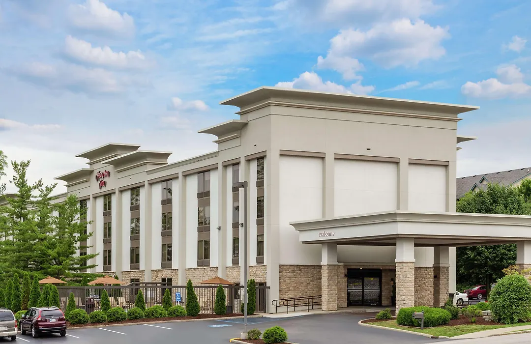 Hampton Inn Bloomington-1