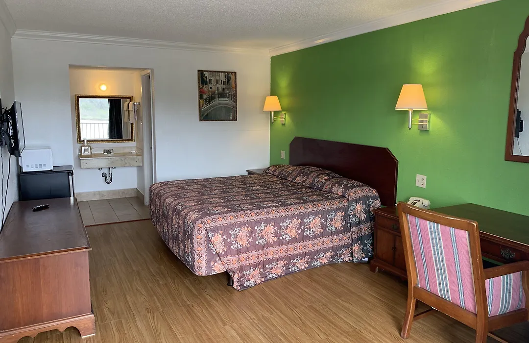 Baton Rouge West Inn-1