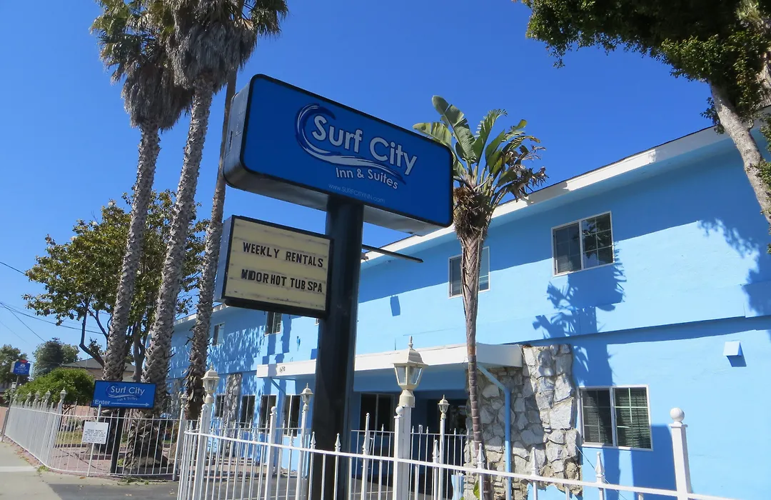 Surf City Inn & Suites-1