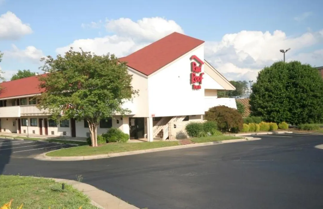 Red Roof Inn Greensboro Airport-1