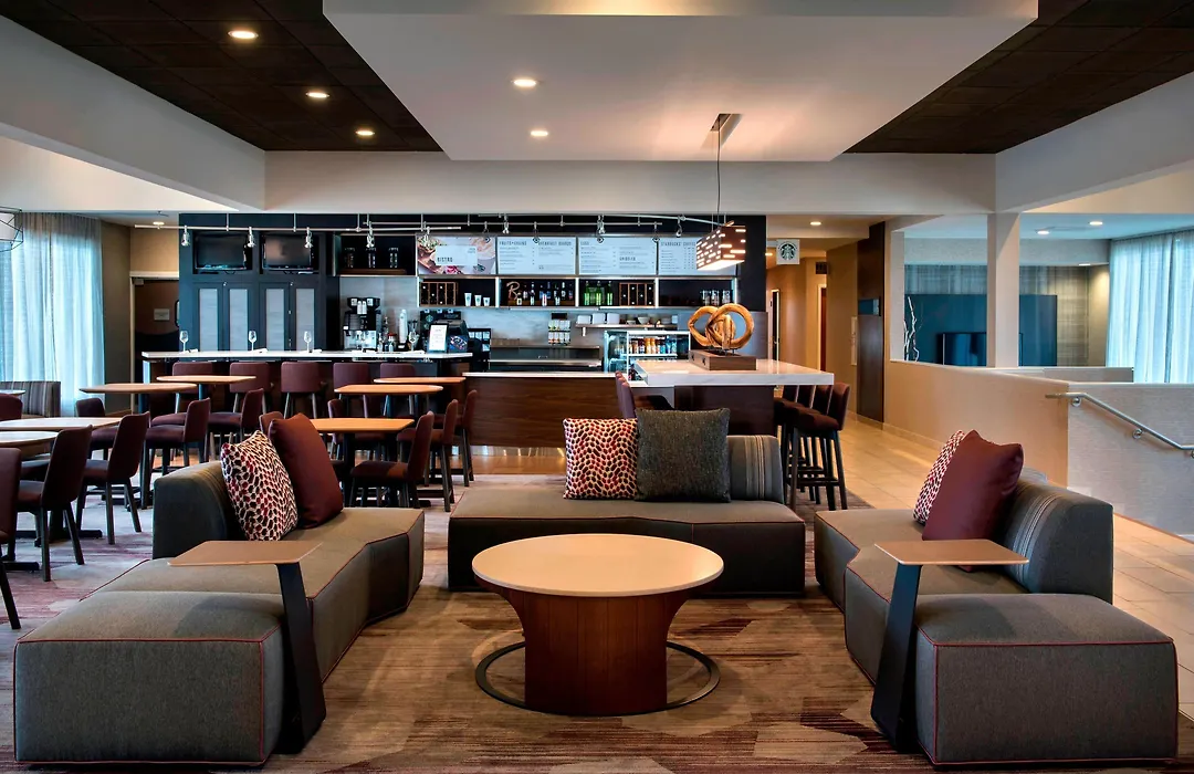 Courtyard By Marriott Poughkeepsie-1