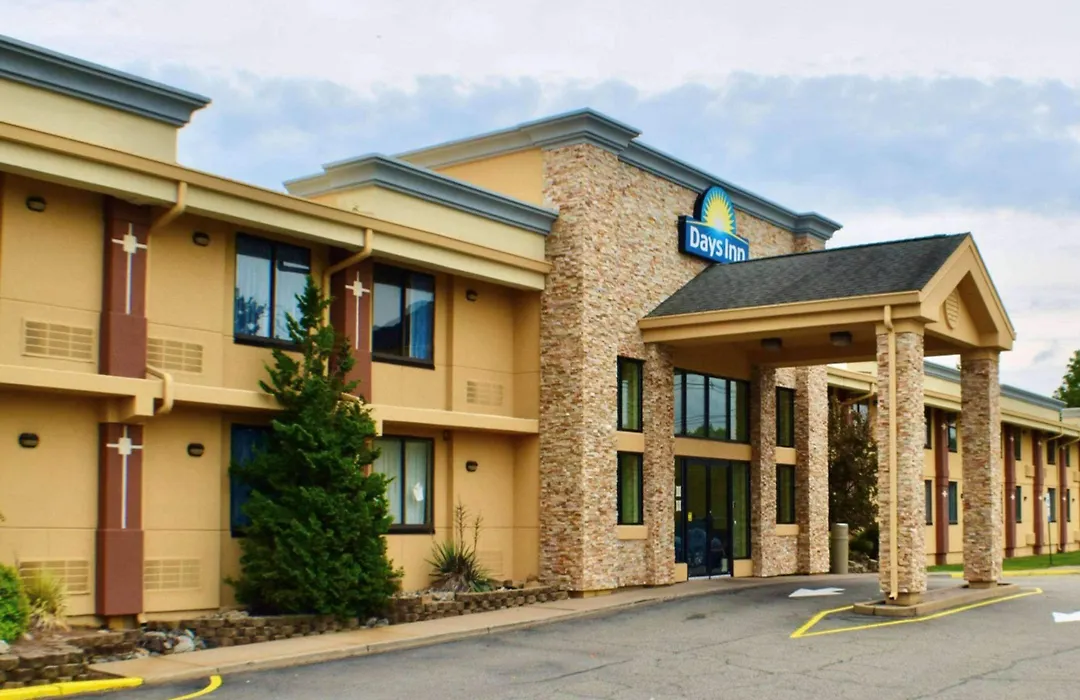 Days Inn By Wyndham Wayne-1