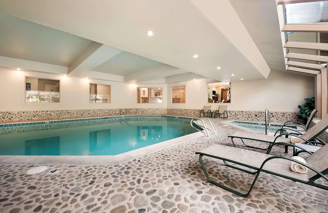 Best Western Plus Kentwood Lodge-1