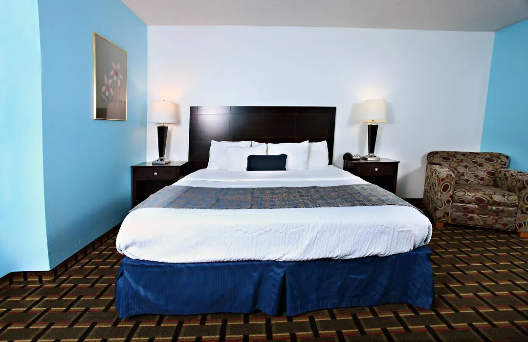 Coratel Inn & Suites By Jasper Newton-1