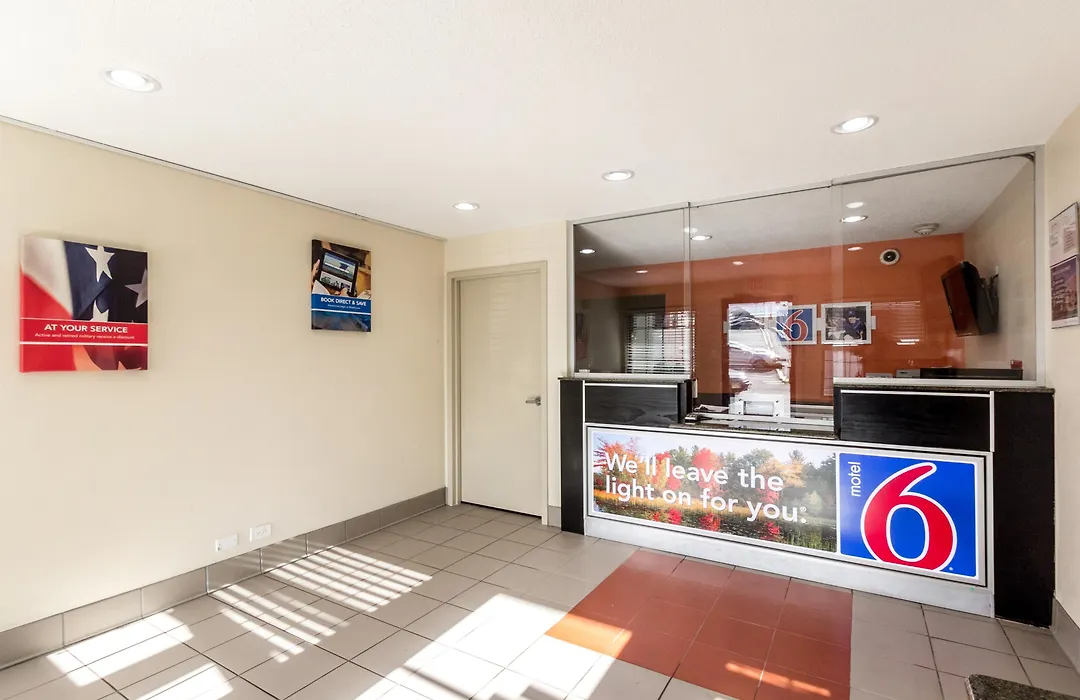 Motel 6 New Brunswick-1
