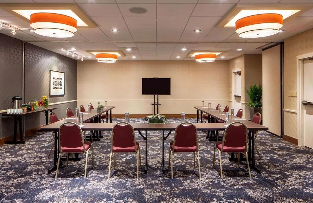 Doubletree Suites By Hilton Minneapolis Downtown-1