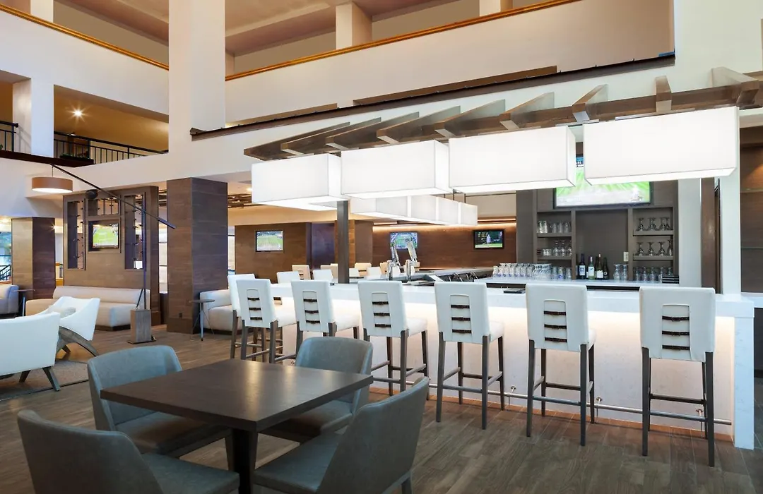 Marriott Savannah Riverfront-1