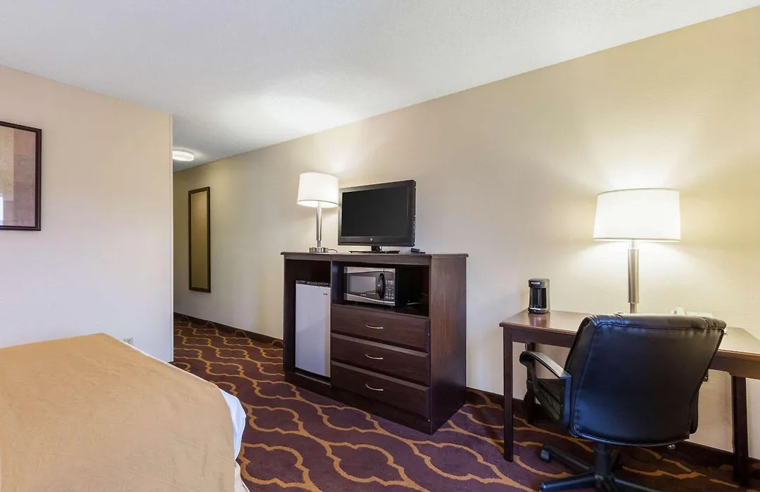 Quality Inn Kearney South-1