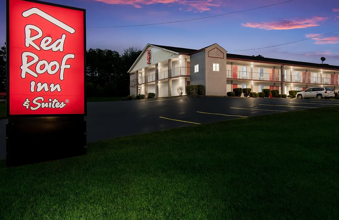 Red Roof Inn & Suites Jackson, Tn-1