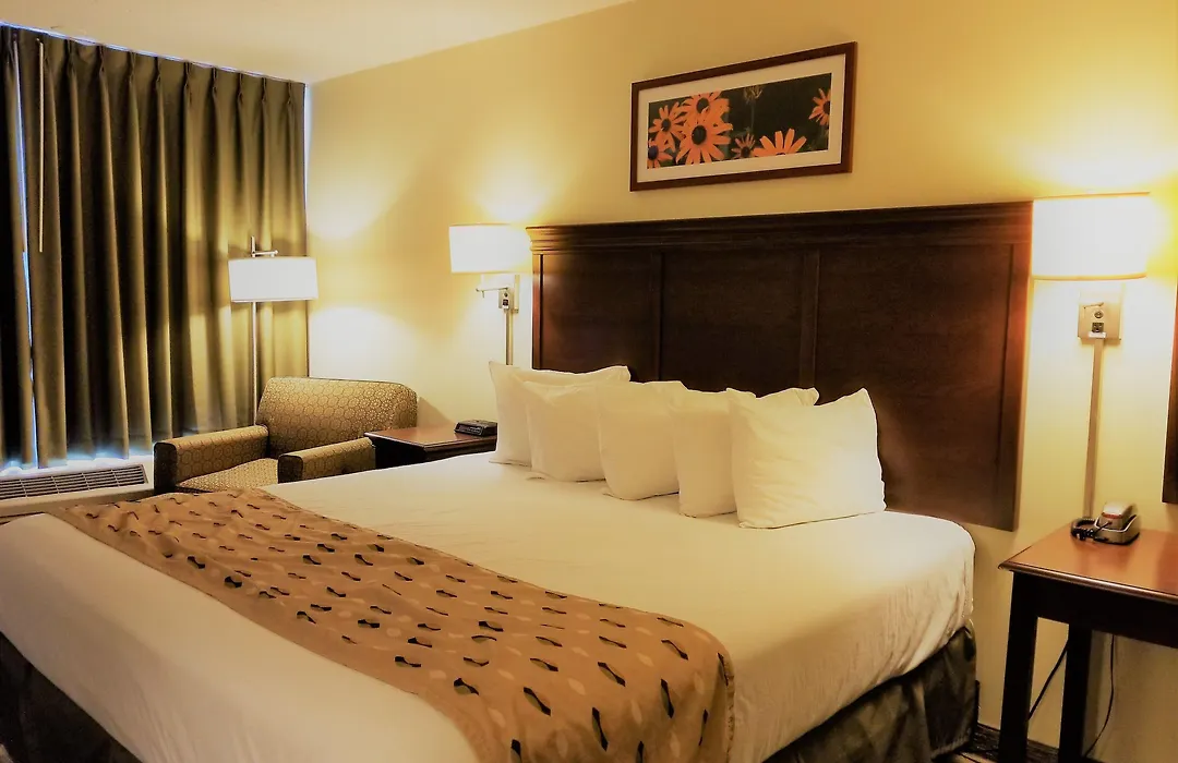 Days Inn Of Frederick By Wyndham-1