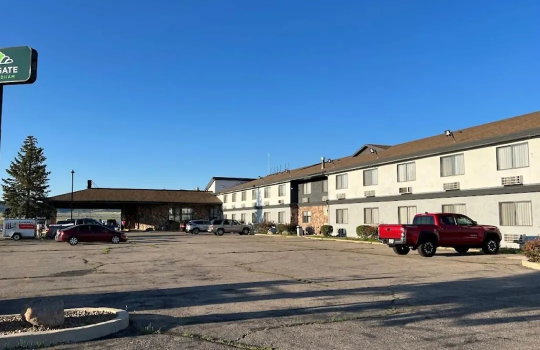 Wingate By Wyndham Beaver I-15-1