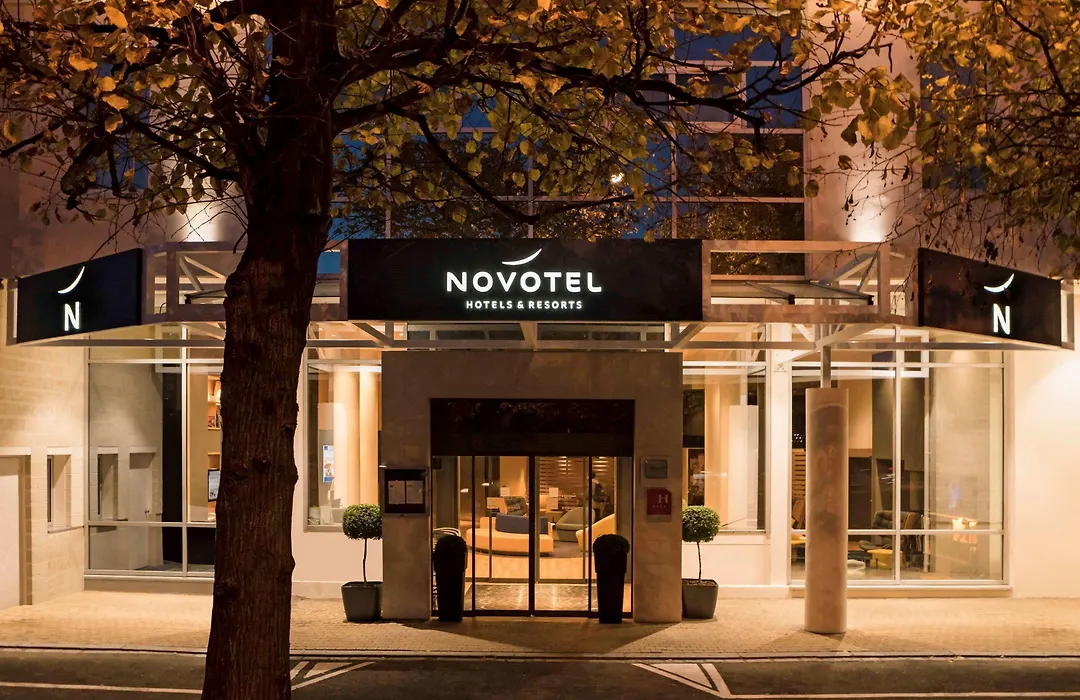 Novotel Château de Versailles-1
