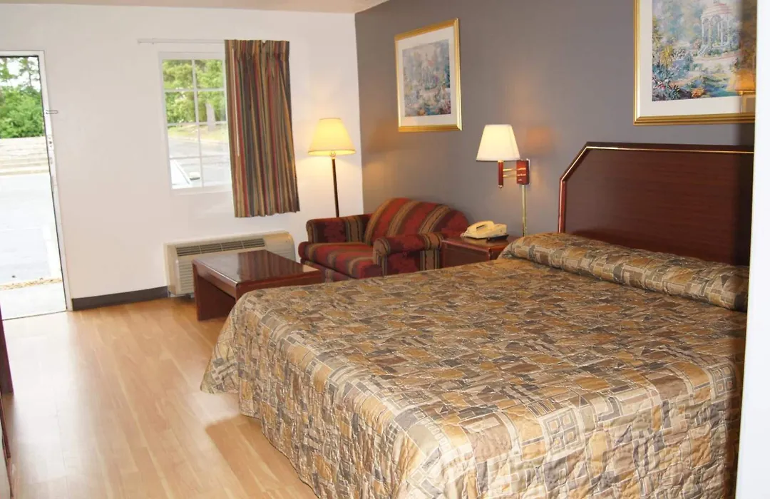 Executive Inn-1
