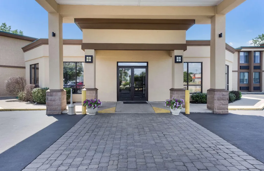 Quality Inn Albany Colonie-1