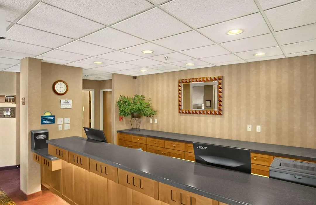 Days Inn By Wyndham Rapid City-1