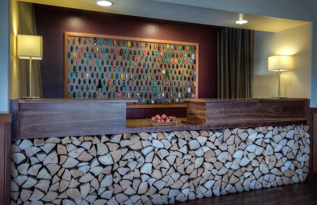 The Redwood Riverwalk, A Boutique Hotel-1