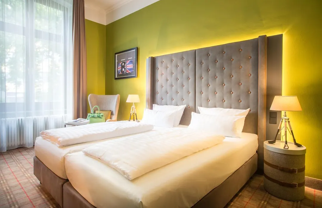 The Ascot Hotel-1