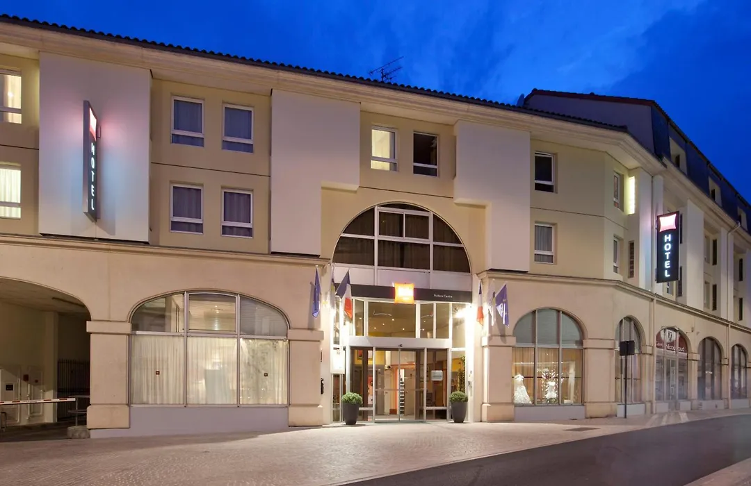 ibis Poitiers Centre-1