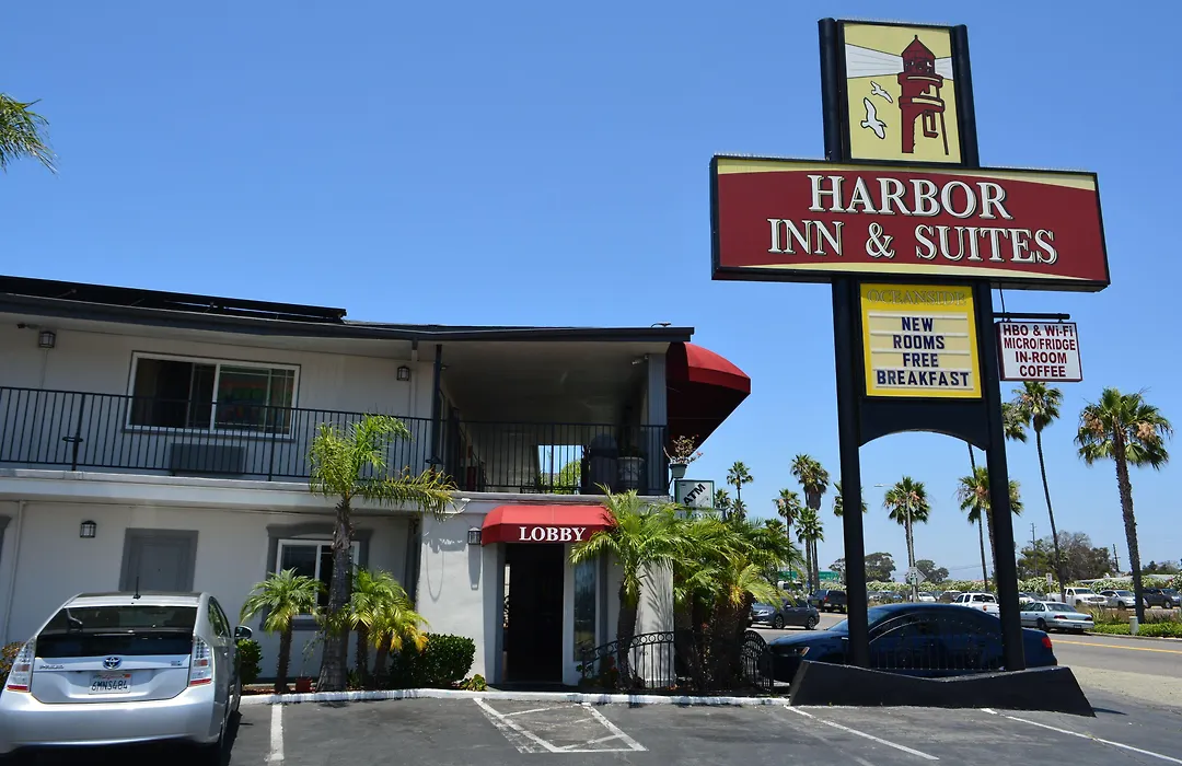 Harbor Inn & Suites Oceanside-1