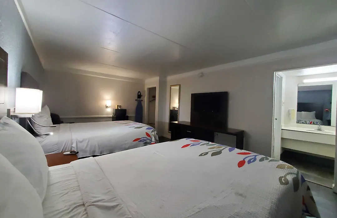 Budget Host Inn- Medical Center-1