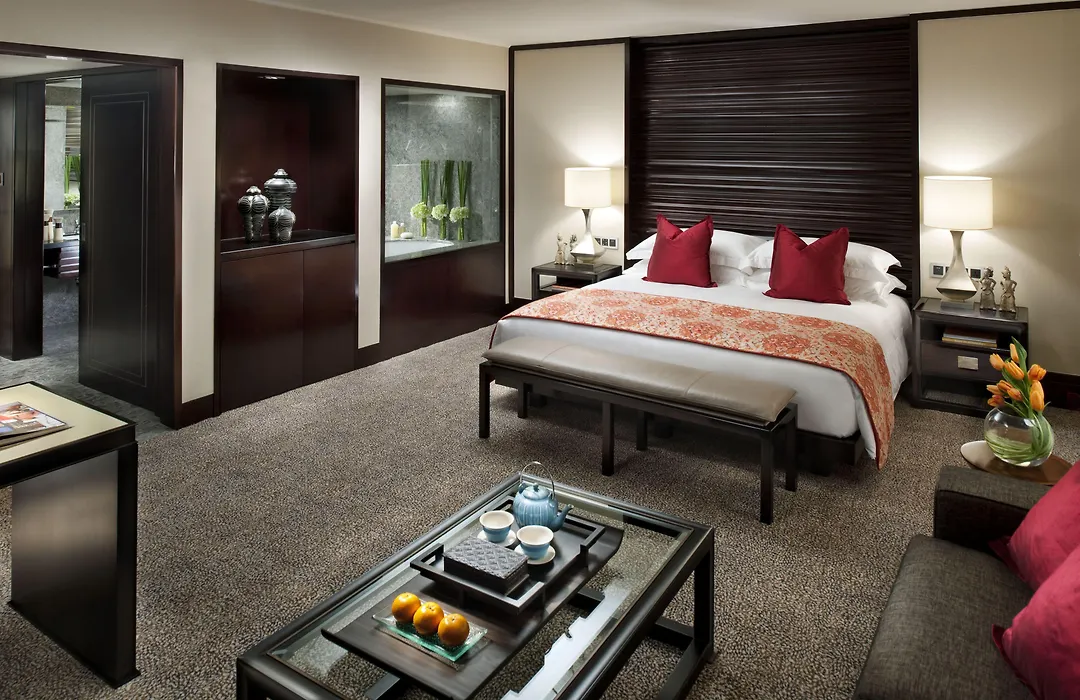 Mandarin Oriental, Jakarta-1