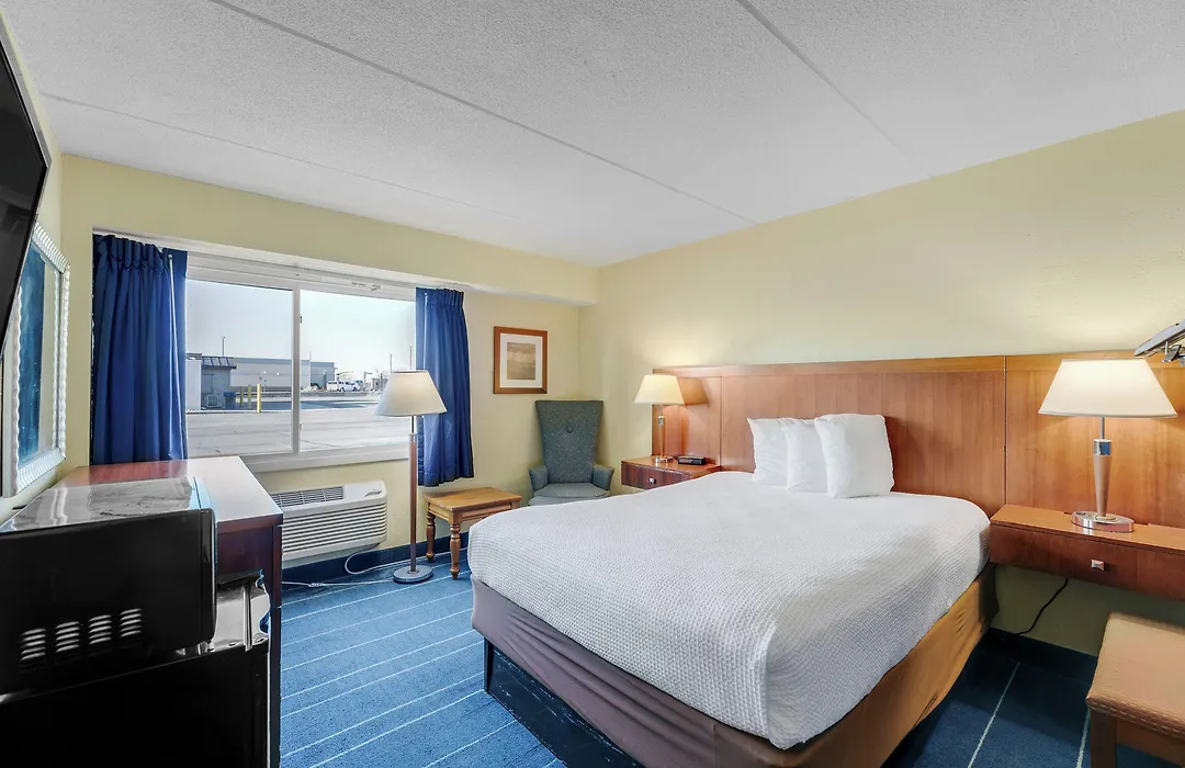 Days Inn By Wyndham Alexandria Mn-1