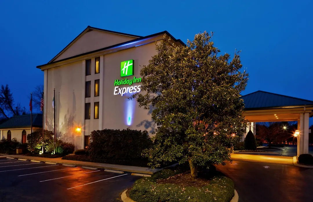 Holiday Inn Express Nashville-Hendersonville By Ihg-1
