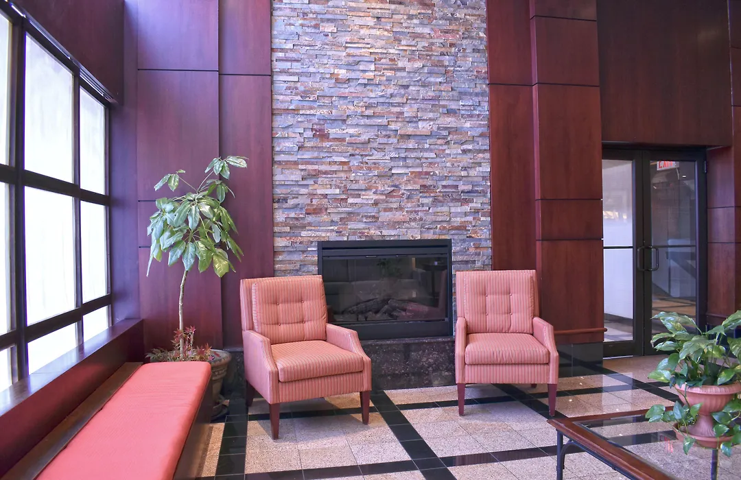 Hamilton Plaza Hotel And Conference Center-1