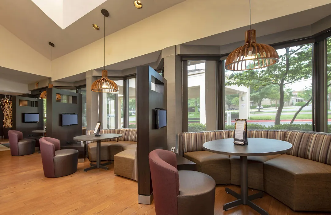 Courtyard By Marriott Rockville-1