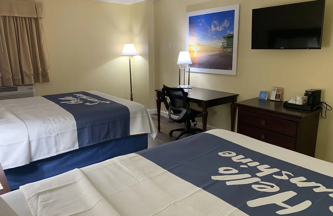 Days Inn By Wyndham Sarasota I-75-1
