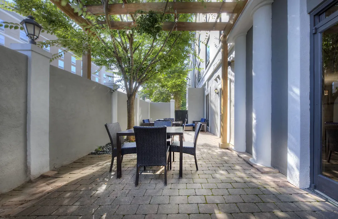 Courtyard Raleigh Crabtree Valley-1