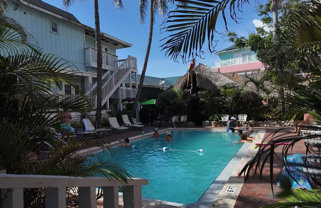 Lighthouse Resort: Inn & Suites-1