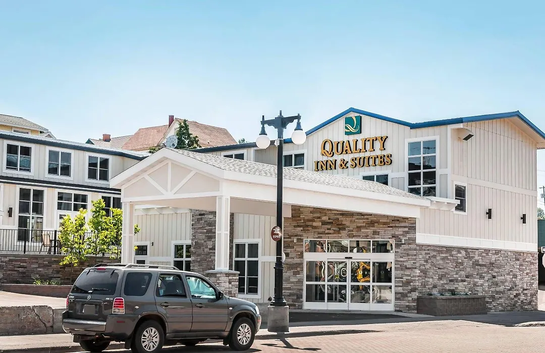 Quality Inn & Suites Houghton Downtown-1