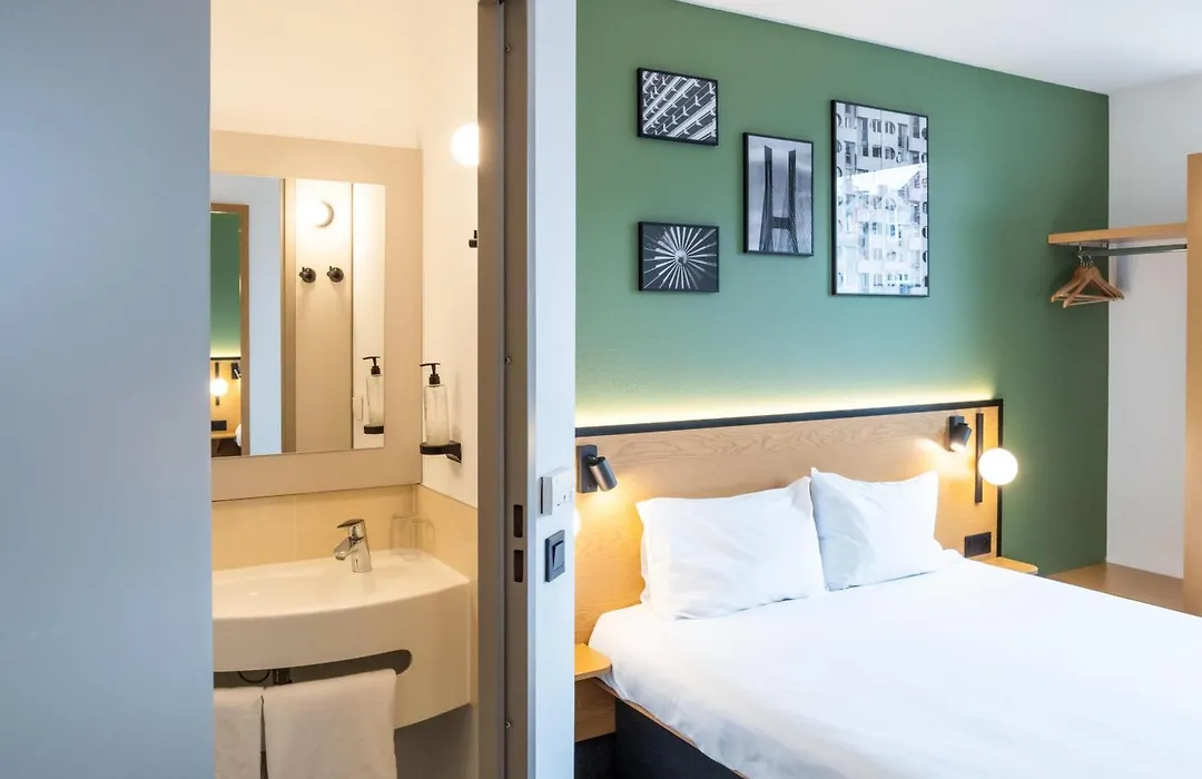 B&B Hotel Wroclaw Centrum-1