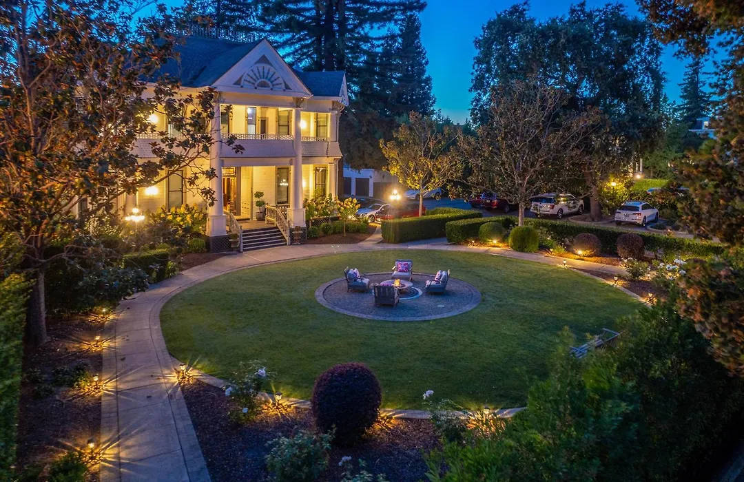 White House Napa-1