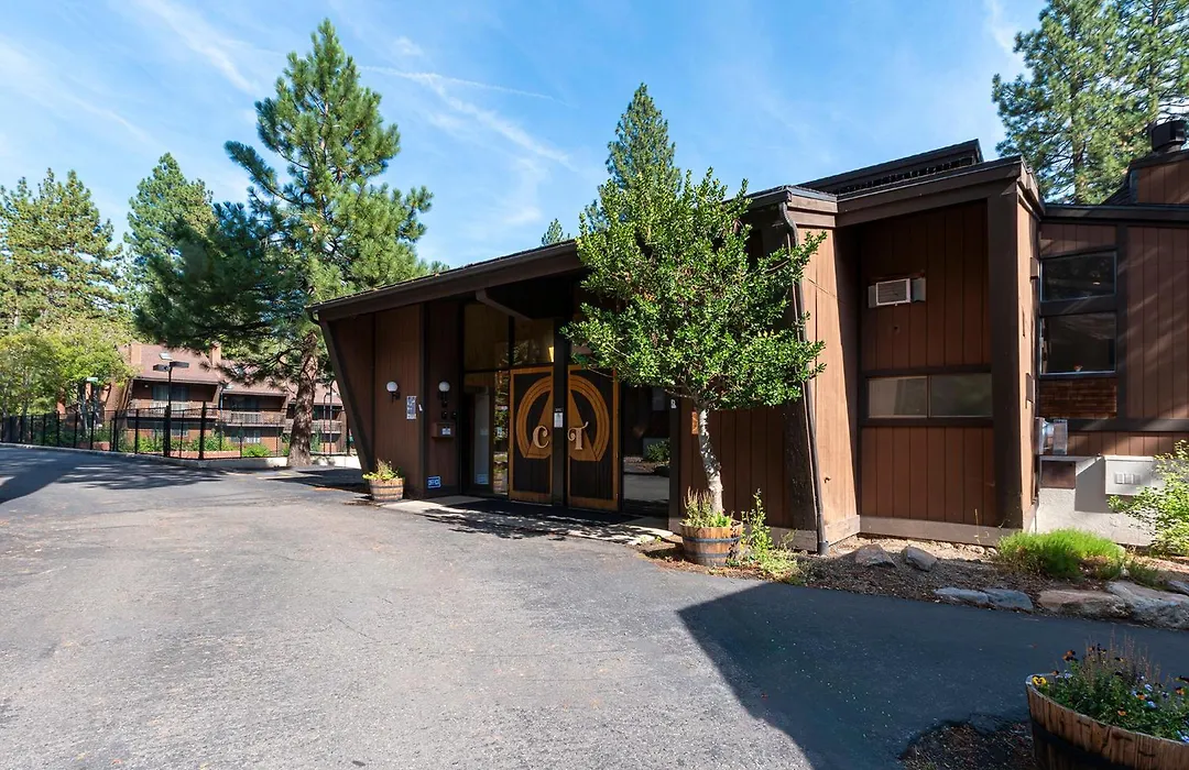 Club Tahoe Resort-1