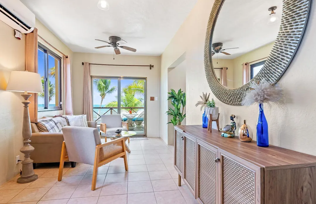 Coconut Row Boutique Hotel-1
