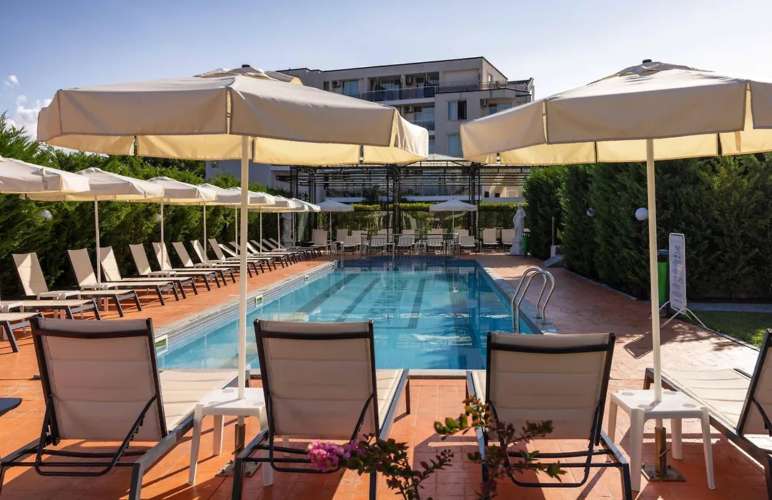 Rome Palace Deluxe-1