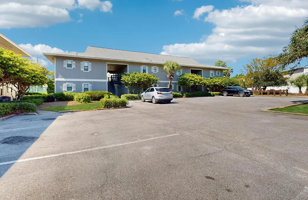 Beachwood Villas 7C-1