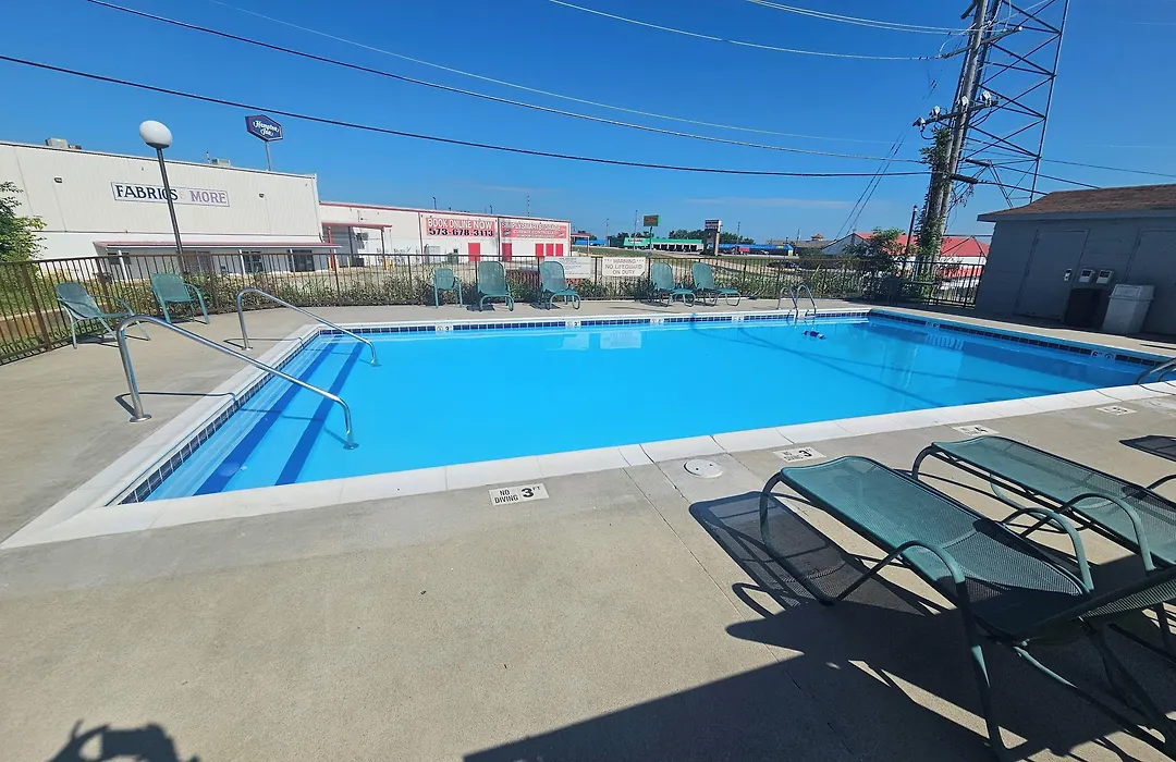 Days Inn By Wyndham Rolla-1