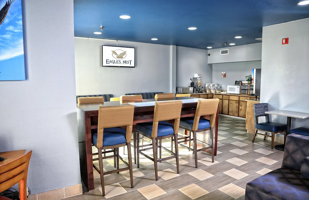 Eagles Nest Inn-1