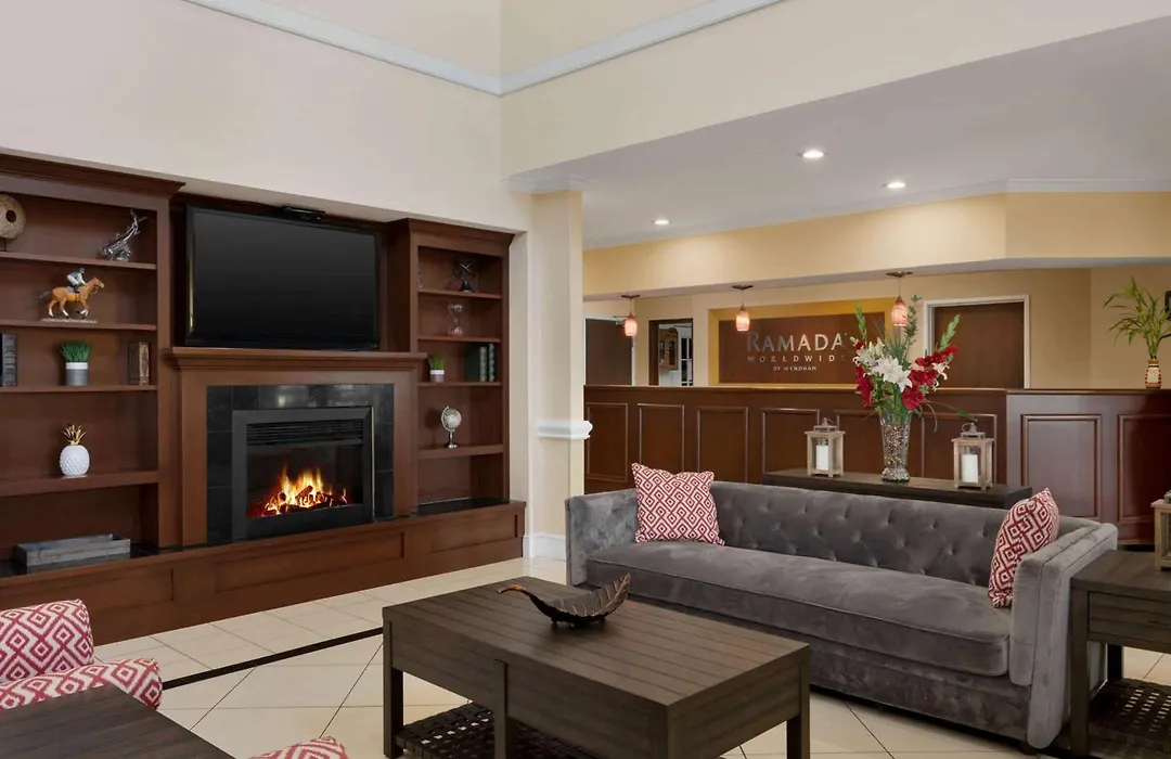Ramada By Wyndham Elizabethtown-1