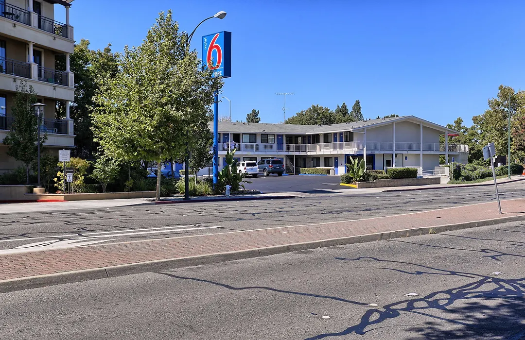 Super 8 By Wyndham Walnut Creek-1