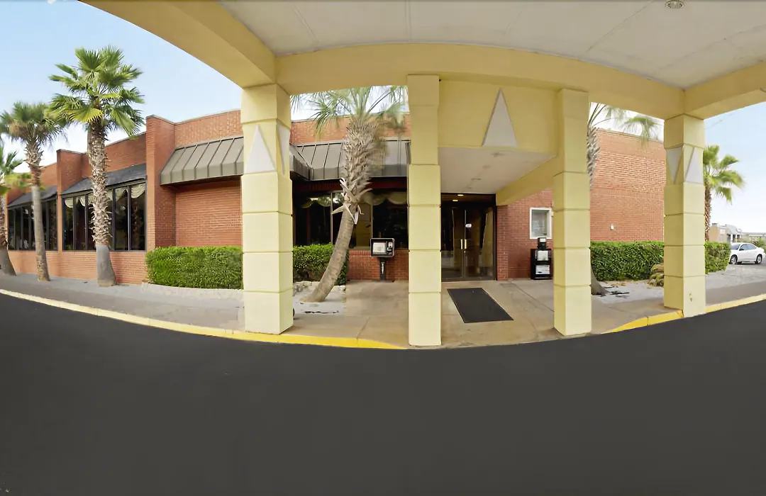 Surestay Plus Hotel By Best Western St Marys Cumberland-1