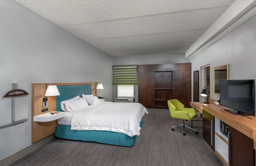 Hampton Inn Tuscaloosa - East-1