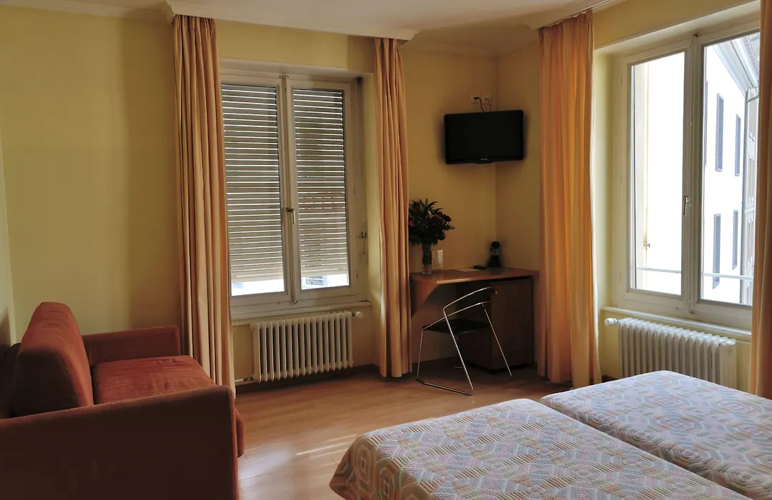 Hotel Moderne-1
