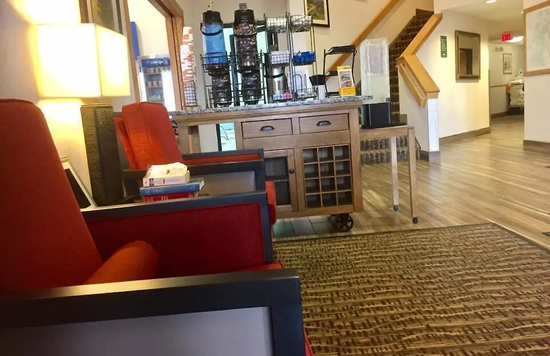 Comfort Inn Limon-1