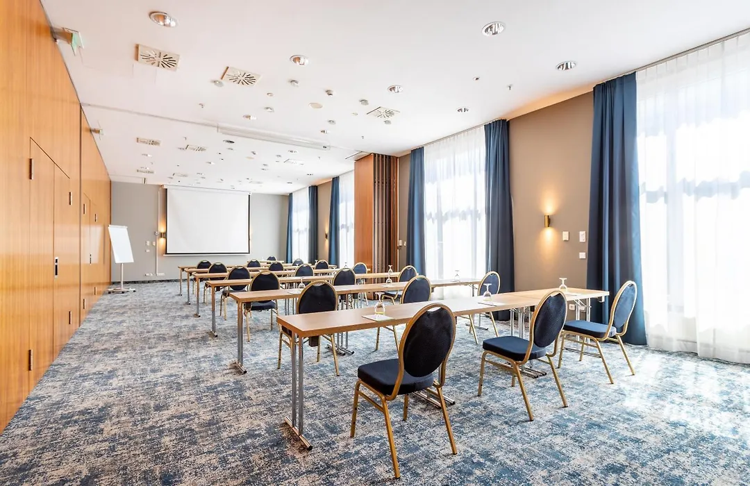 mightyTwice Hotel Dresden-1