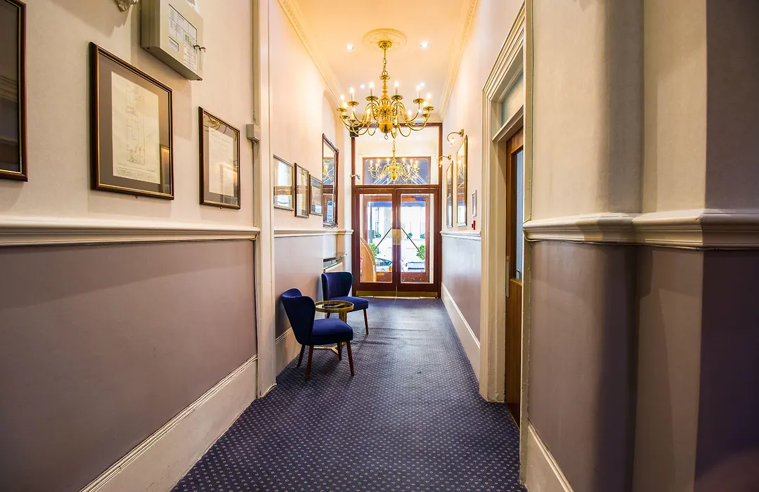London Town Hotel-1